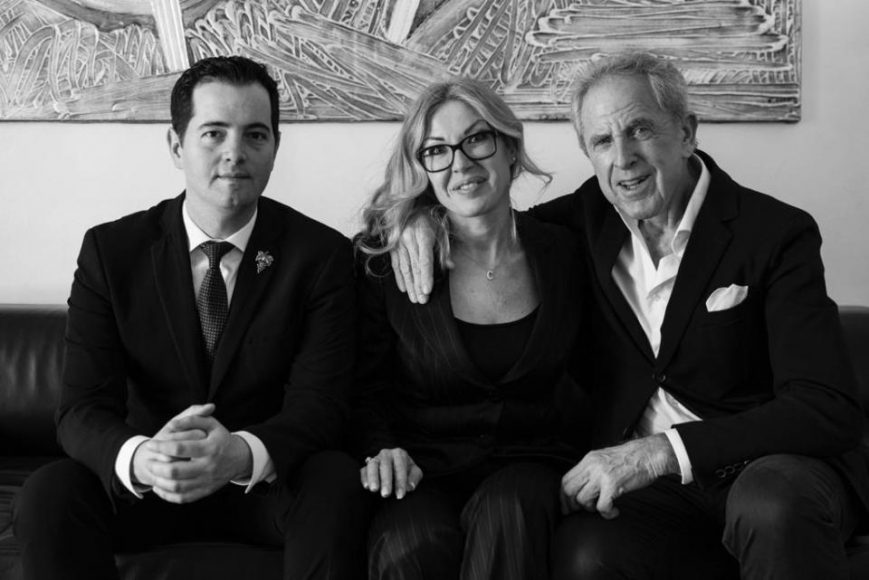 da sinistra Matteo Tognetti, Chiara Viani e Lorenzo Viani