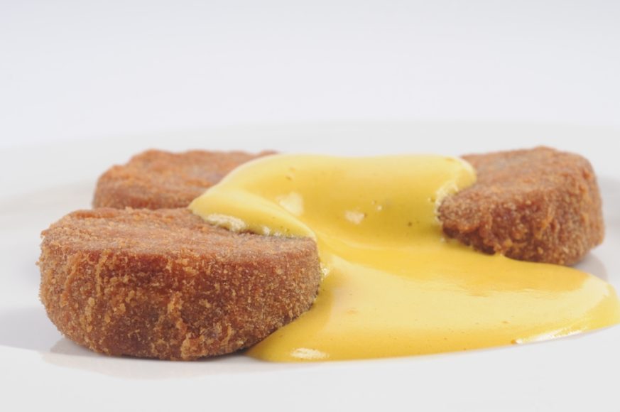 cotechino fritto con zabaione al Sorbara