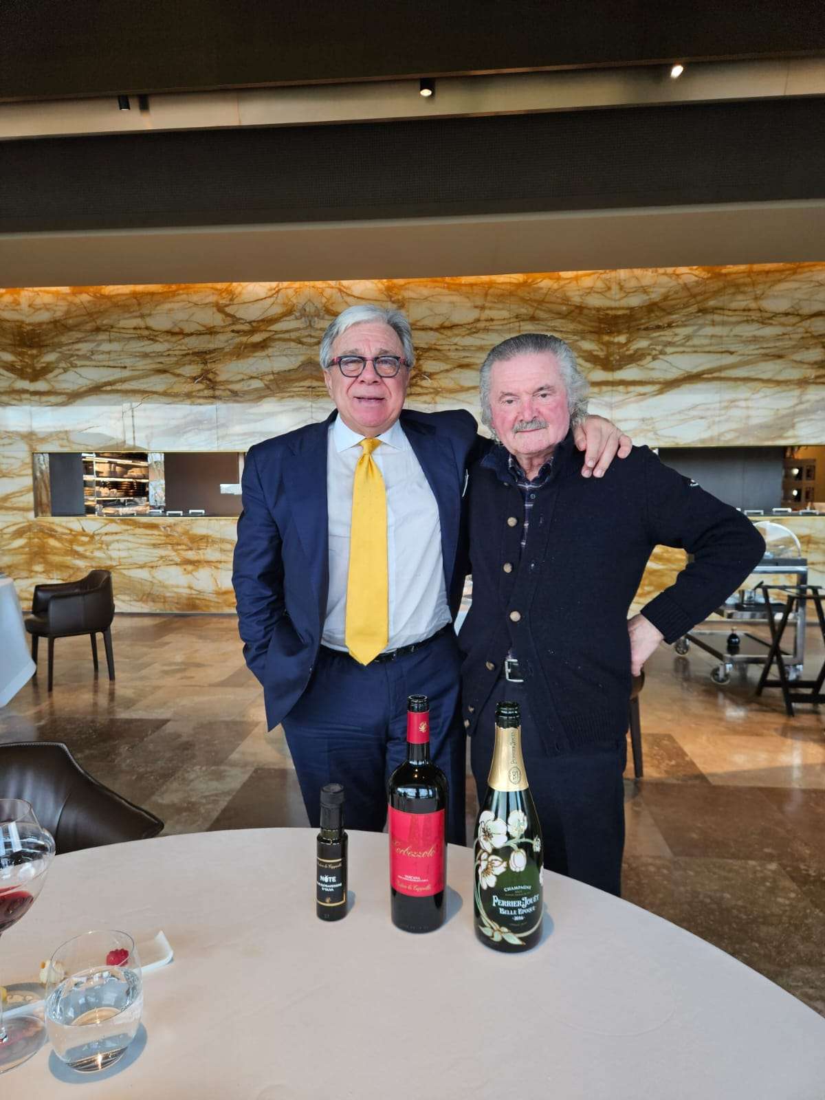 DA SINISTRA PAOLO BARACCHINO, BRUNO ROSSINI proprietario dell azienda Podere la Cappella